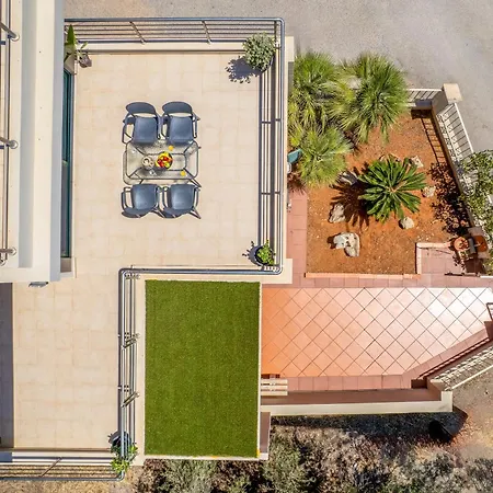 Aerino House - 2bd In - Sleeps 5 خيرسونِسوس