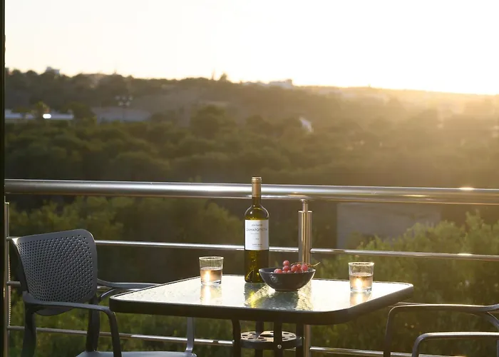 Апартаменты Aerino House - 2bd In - Sleeps 5