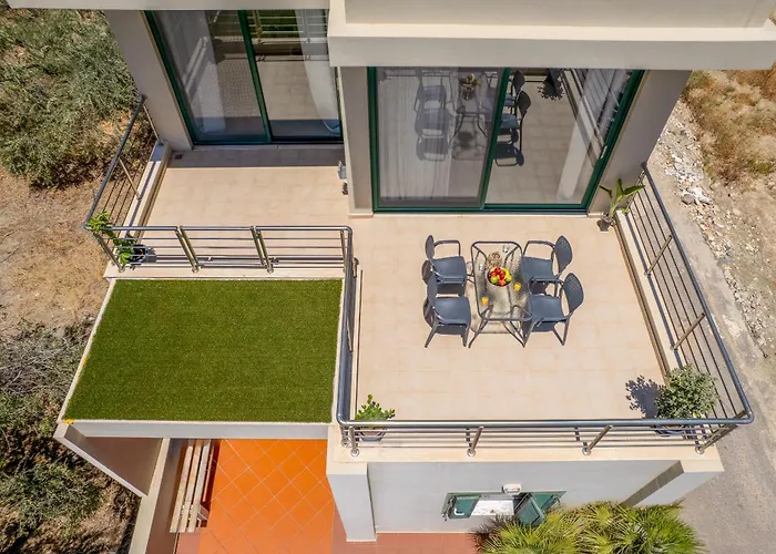 Aerino House - 2bd In - Sleeps 5 Апартаменти