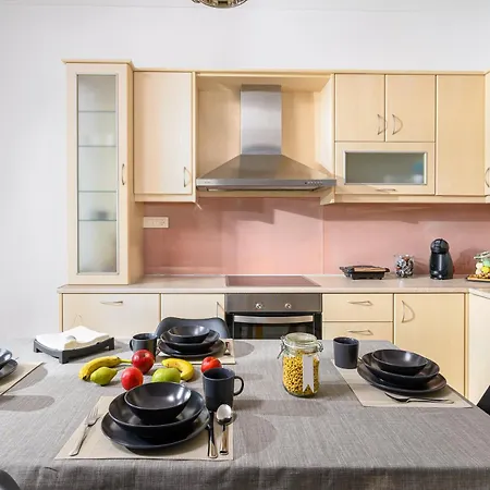 Aerino House - 2bd In - Sleeps 5
